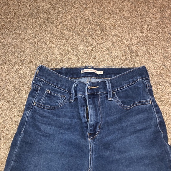 720 high rise super skinny Levi jeans - Picture 3 of 4